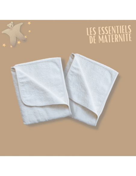 2 serviettes écrues du pack toilette premium les essentiels de maternité composé de 2 langes blanc le tout 100% coton bio GOTS