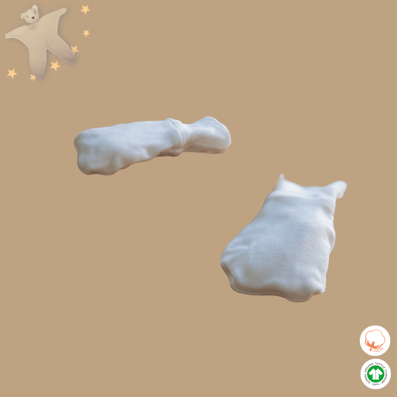 moufles de naissance en coton blanc